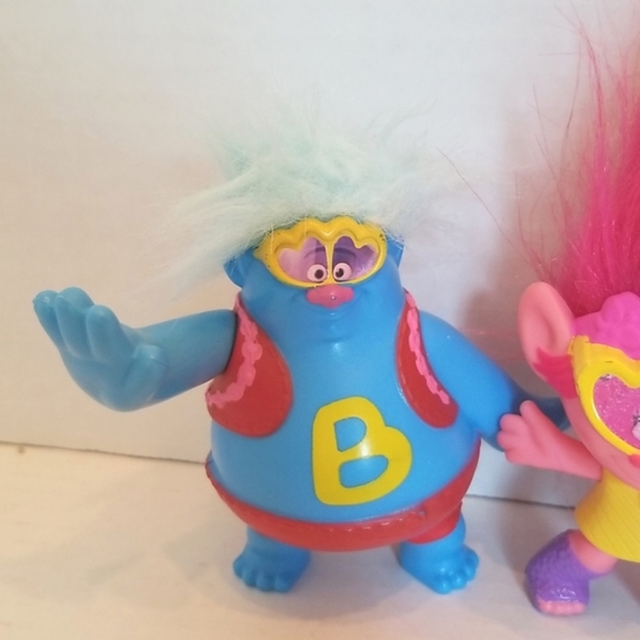 Trolls World Tour McDonalds Happy Meal Toys - Picture 3 of 6